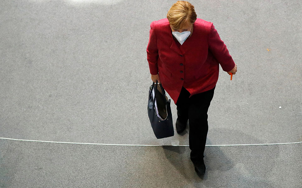 politico-lockdown-ζήτησε-η-μέρκελ-θα-έπρεπε-να-το-ε-561136246