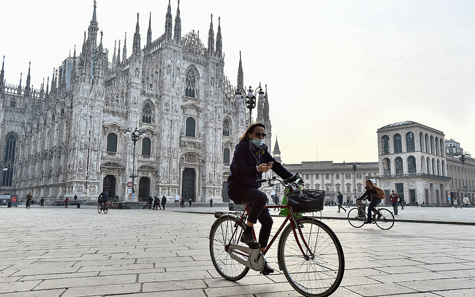 νέα-αυστηρότερα-μέτρα-εφαρμόζουν-οι-ε-561130177