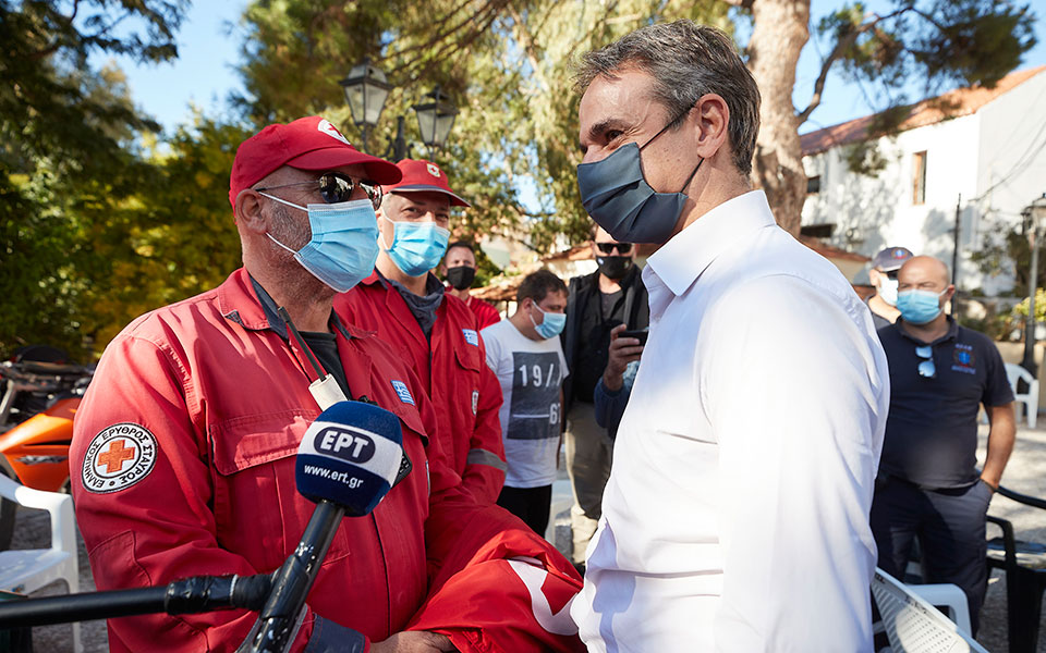 μητσοτάκης-η-ελλάδα-θρηνεί-τον-χαμό-τω-561139018