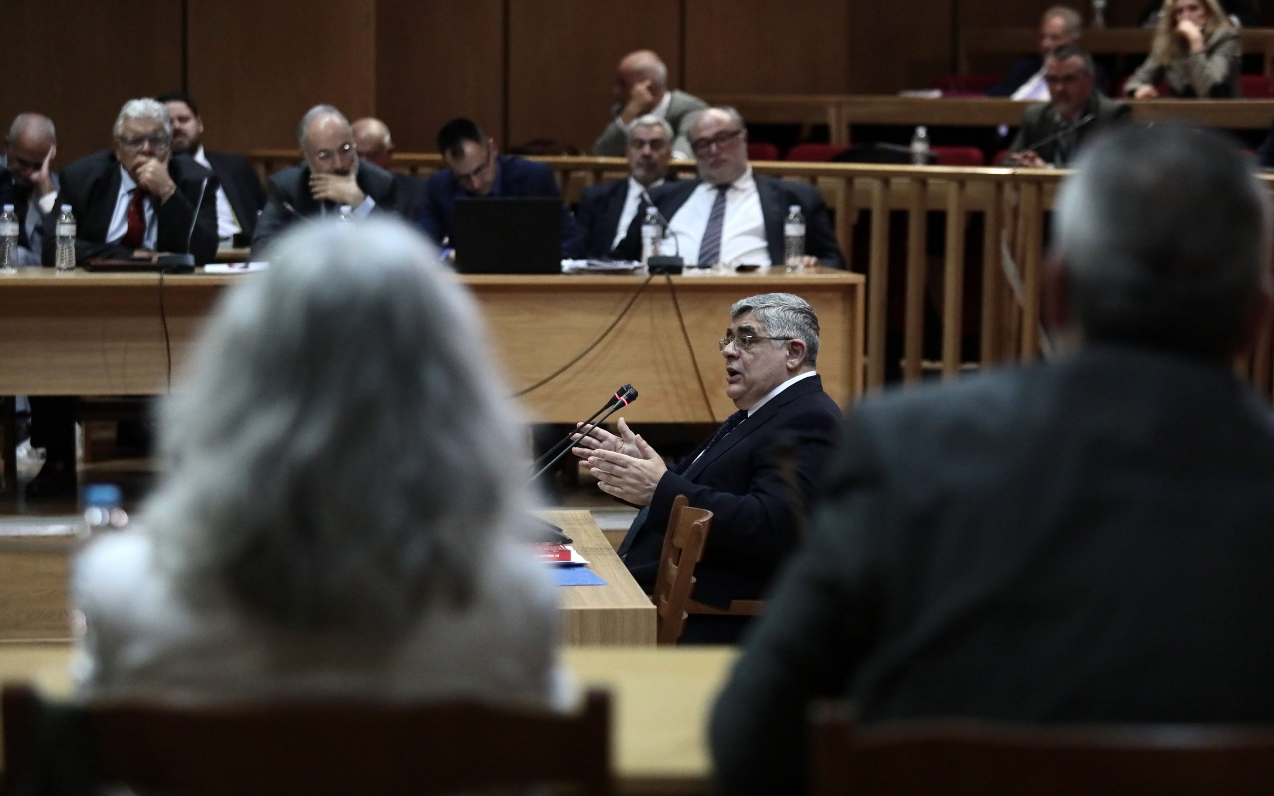 στη-φυλακή-38-καταδικασθέντες-της-χρυσή-561127639