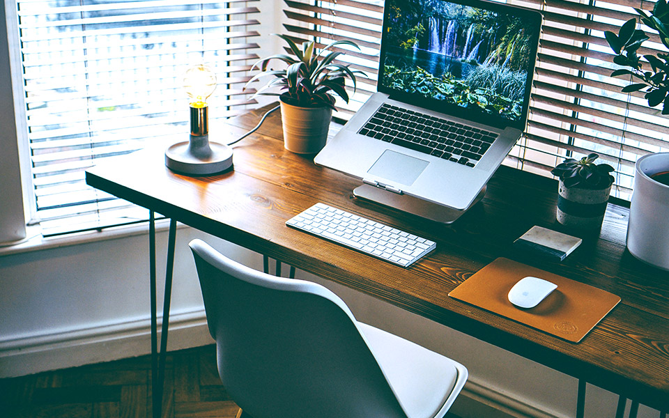 ιδέες-για-ένα-εντυπωσιακό-γραφείο-στο-561113722