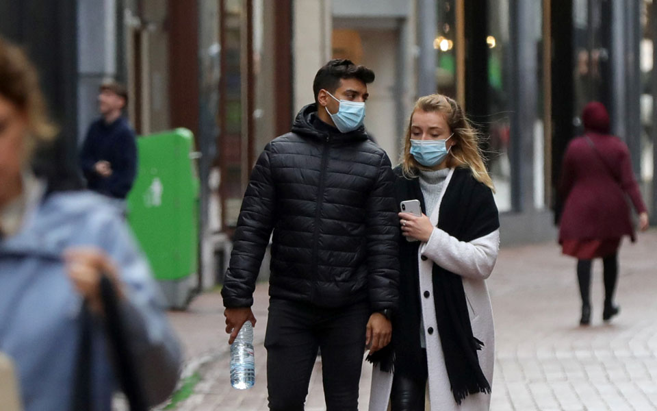 νέο-ρεκόρ-ημερήσιων-κρουσμάτων-στην-ο-561115258