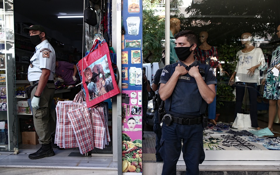 πρόστιμα-25-750-ευρώ-για-παρεμπόριο-μη-τή-561113518