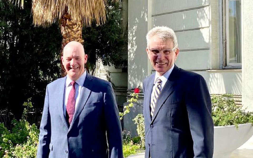 στην-ελλάδα-ο-βοηθός-υπεξ-των-ηπα-561116968