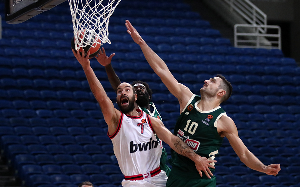 ερυθρόλευκο-το-ντέρμπι-των-αιωνίω-561111541