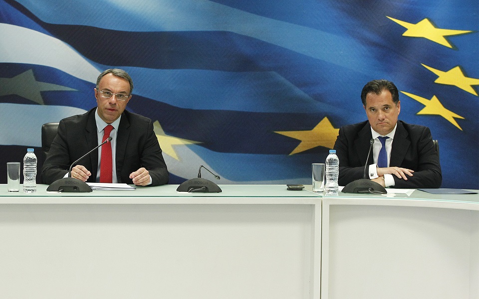 σχεδόν-8-δισ-δόθηκαν-για-την-στήριξη-τη-561135130