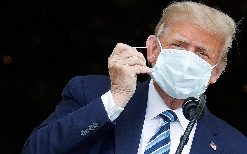 Σκληρή μάχη στις κρίσιμες πολιτείες για Τραμπ και Μπάιντεν-1