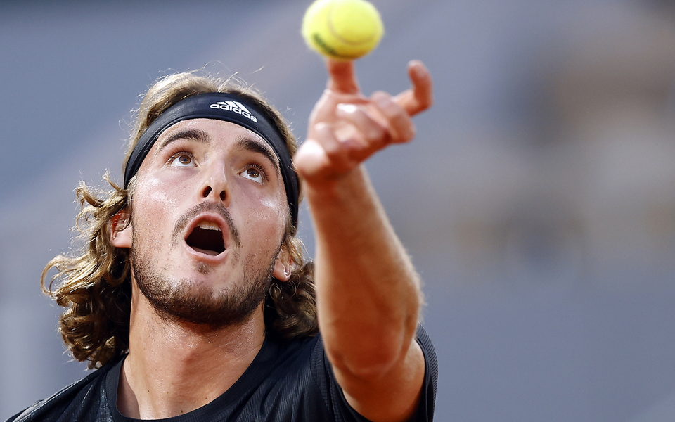 Εντυπωσίασε ο Τσιτσιπάς αλλά ο Τζόκοβιτς πήρε την πρόκριση-2