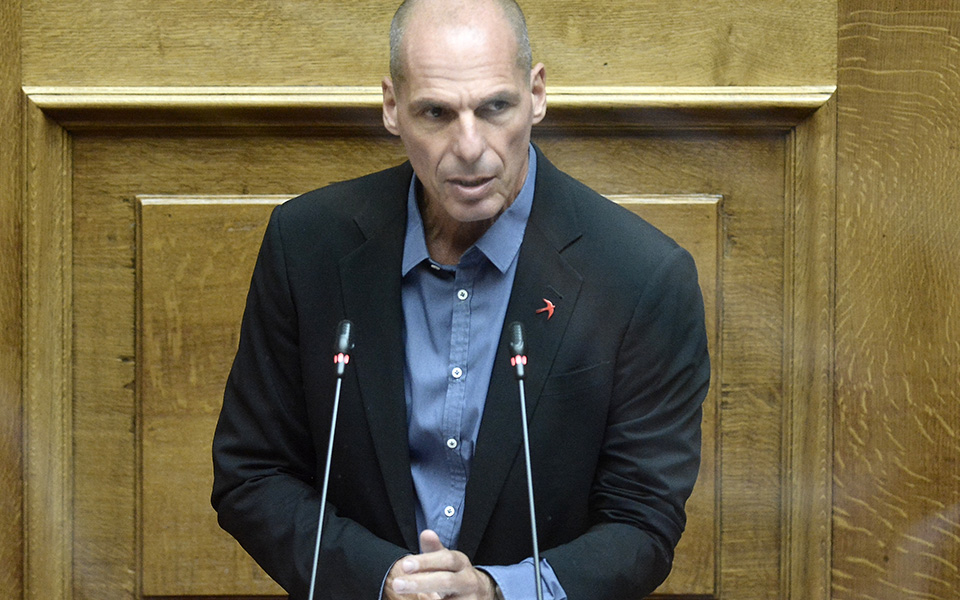 βαρουφάκης-τα-ματ-αμαύρωσαν-μια-κορυφ-561109450