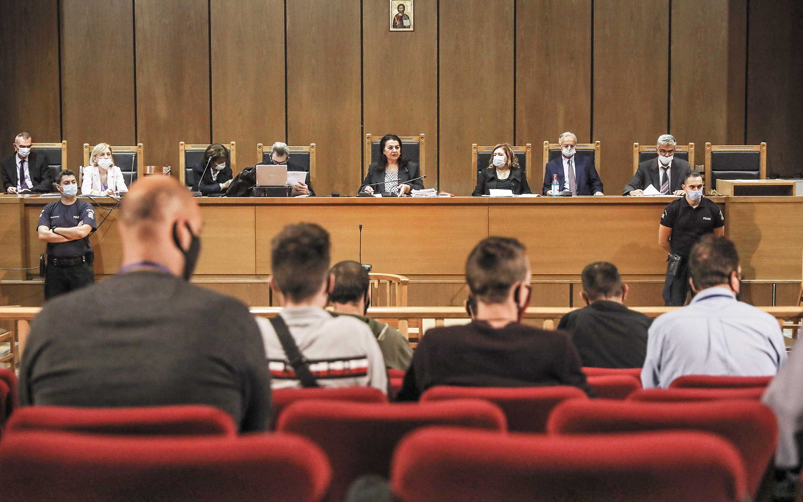 η-ώρα-της-αλήθειας-για-τα-μέλη-της-χρύση-561121267