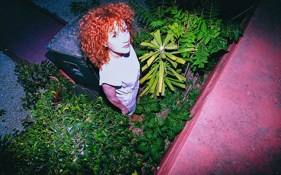 ενα-εικοσιτετράωρο-με-την-τραγουδίστ-561138085