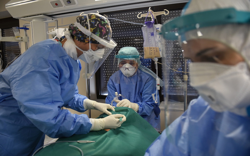 Φόβοι για κυλιόμενα lockdown-1