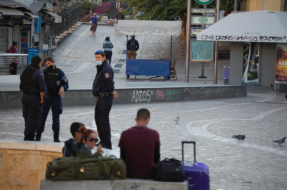 Φωτορεπορτάζ «Κ»: Η πρώτη ημέρα του δεύτερου lockdown-9