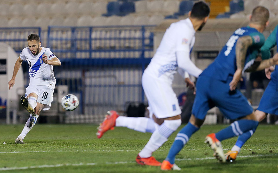 εθνική-με-χάδια-δεν-ξυπνάς-από-τη-ραστώ-561167680