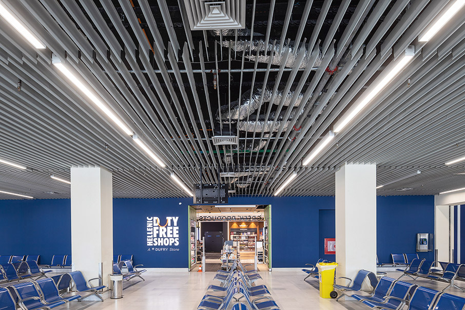 «Απογειώθηκαν» τα 14 περιφερειακά αεροδρόμια-2