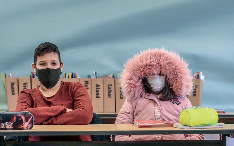 όταν-πάγωσαν-οι-τάξεις-561140557