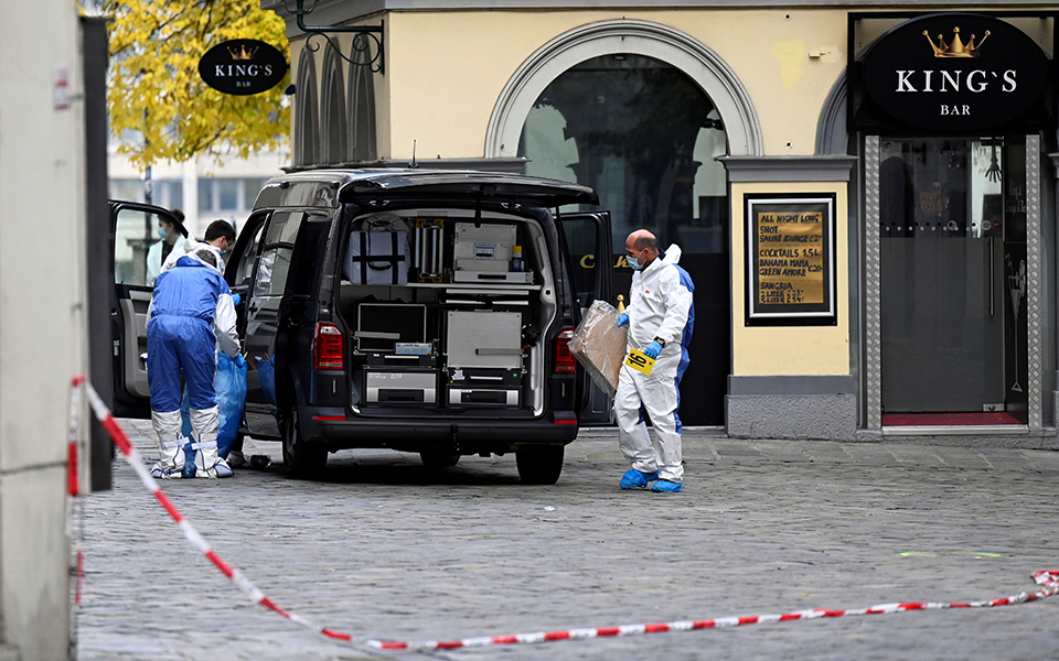 το-isis-ανέλαβε-την-ευθύνη-για-την-επίθεση-561142939