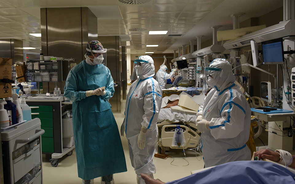 προς-επίταξη-200-κλίνες-μεθ-του-ιδιωτικο-561165532