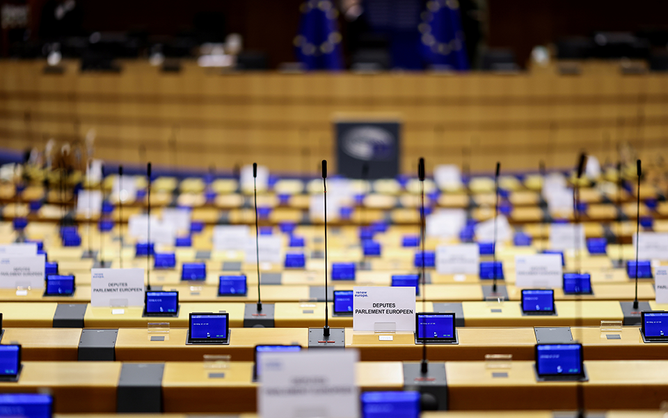 σκληρή-γραμμή-και-αίτημα-κυρώσεων-κατ-561174967