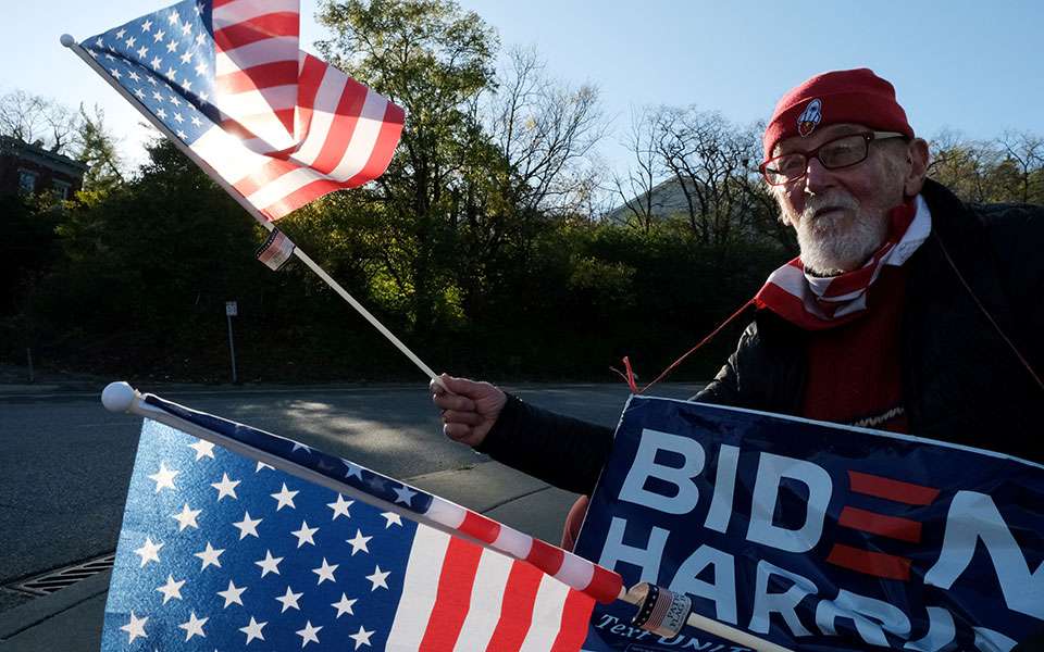 στελέχη-των-δημοκρατικών-στην-κ-ο-μπ-561144319