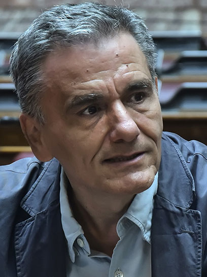 Σαράντα πόδια, ένα κεφάλι-1