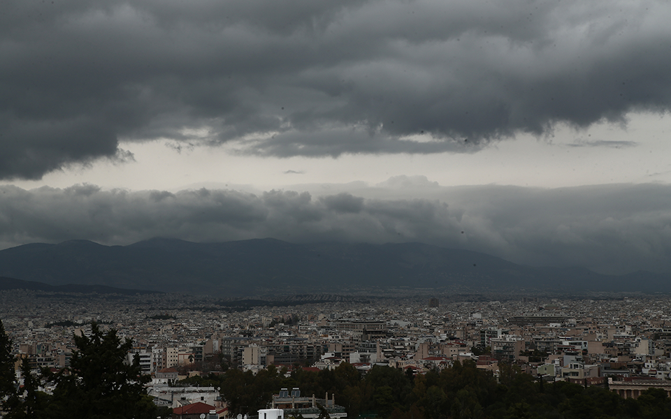 καιρός-πτώση-της-θερμοκρασίας-από-την-561170926