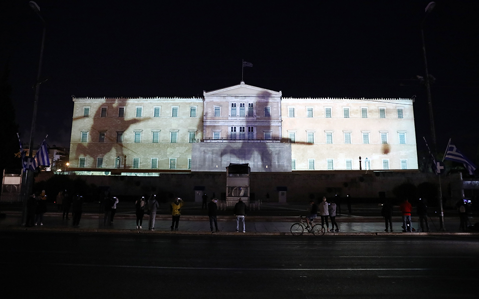 ανάλυση-τι-να-φταίει-στη-βουλή-561171316