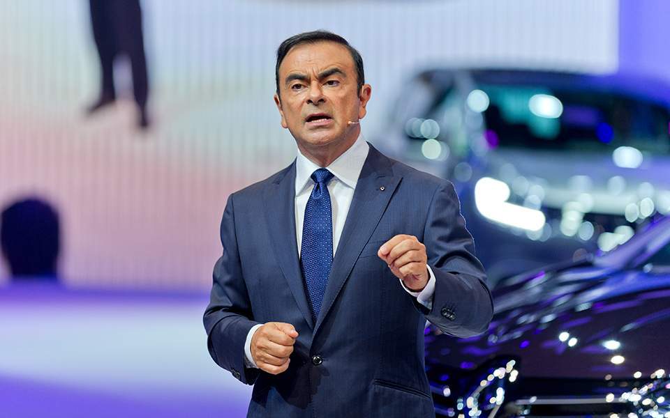 κάρλος-γκοσν-καλείται-να-επιστρέψει-61-561145435