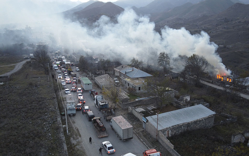 οι-τρεις-παράγοντες-της-νίκης-των-αζέρ-561170032