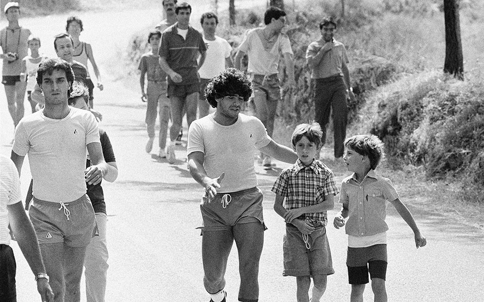 Nτιέγκο Μαραντόνα, μια ζωή γεμάτη πάθη-4