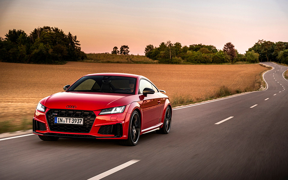 audi-tts-competition-plus-ακόμα-πιο-σπορ-561175888