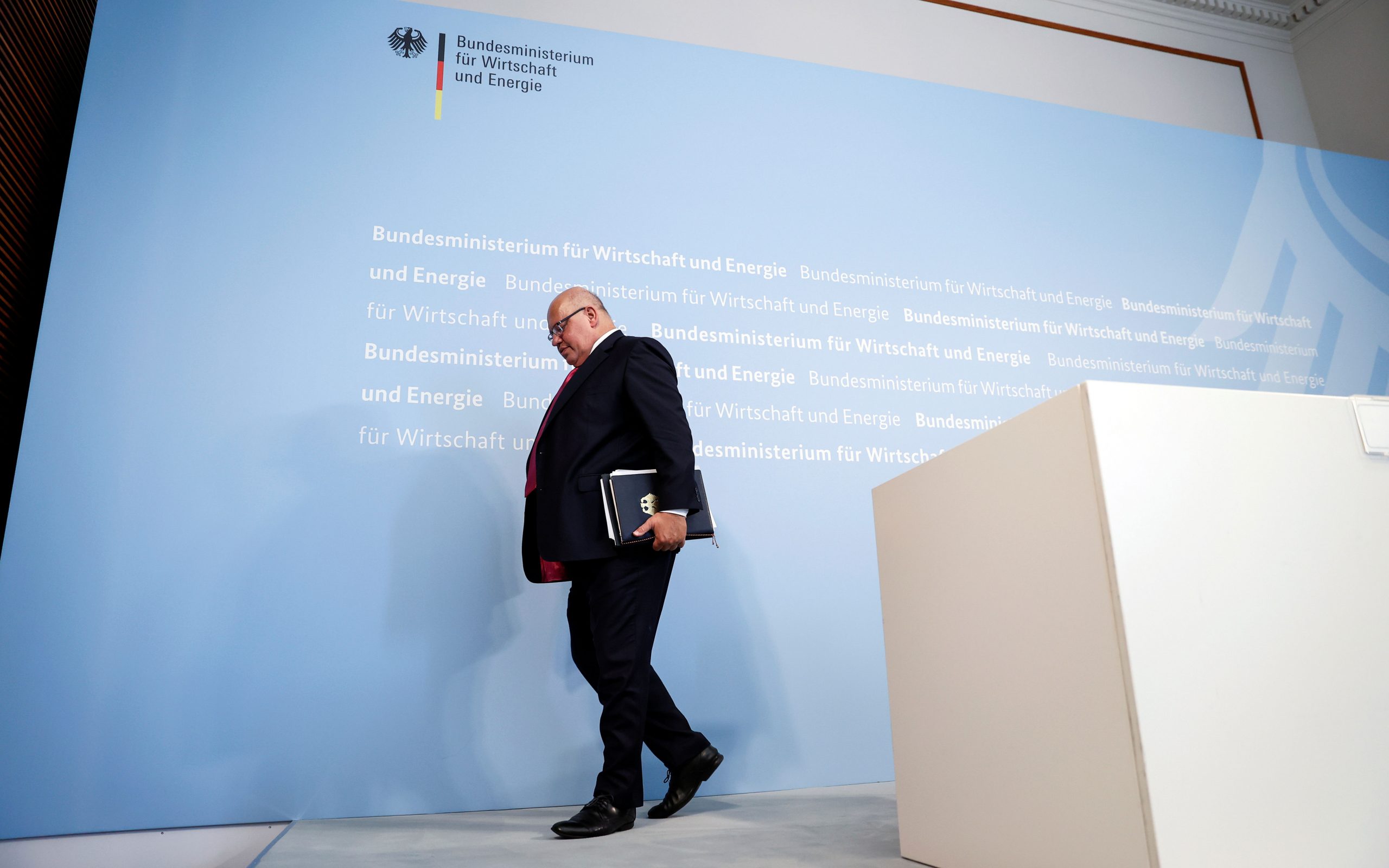 αλτμάιερ-η-κατεύθυνση-της-πολιτικής-τ-561149674