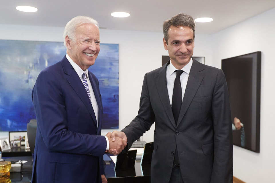 συγχαρητήρια-μητσοτάκη-στον-τζο-μπάι-561148579