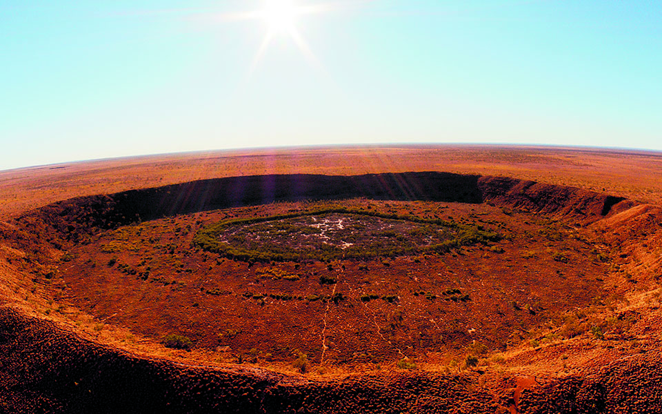μυστηριώδεις-επισκέπτες-από-τις-άκρε-561176470