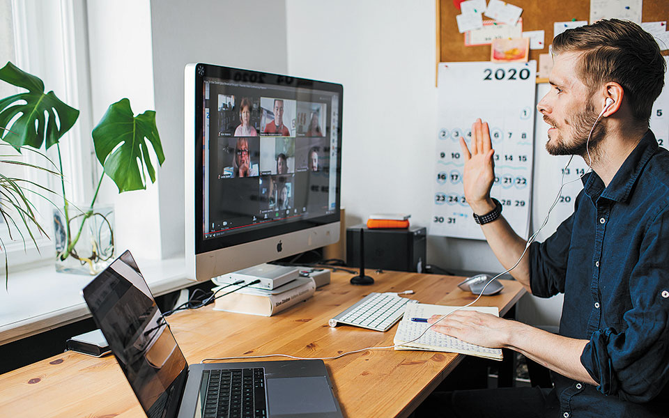 αυξάνουν-τις-δαπάνες-για-υποδομές-τηλ-561145069