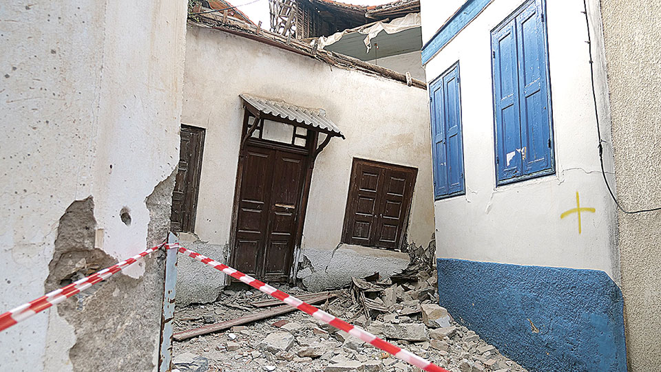 Η Σάμος προσπαθεί να σταθεί στα πόδια της – Οδοιπορικό της «Κ» στο πληγωμένο νησί-2