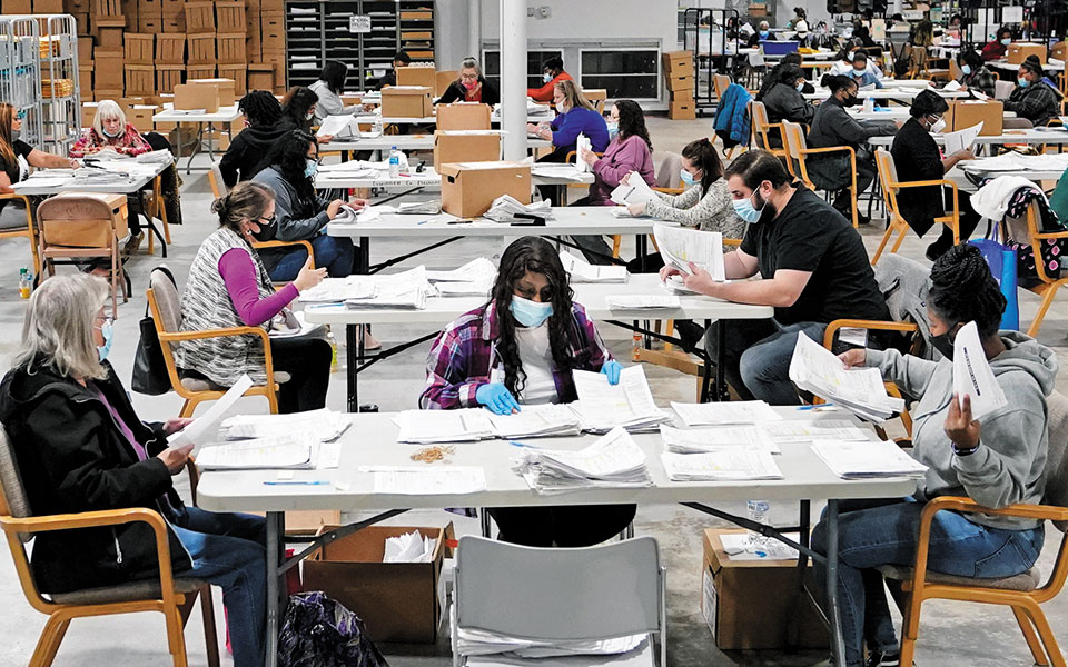 ένας-πρόεδρος-σε-δύο-αμερικές-561148918