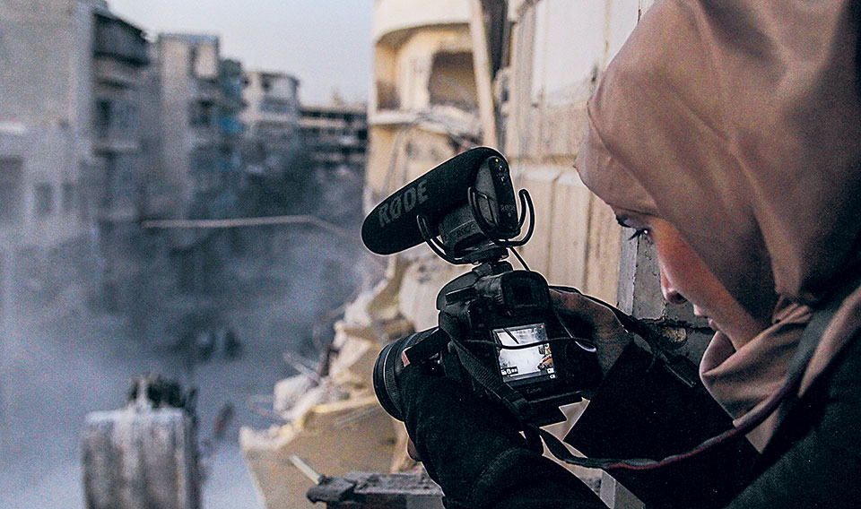 Καταγράφοντας τη φρίκη του εμφυλίου στη Συρία-1