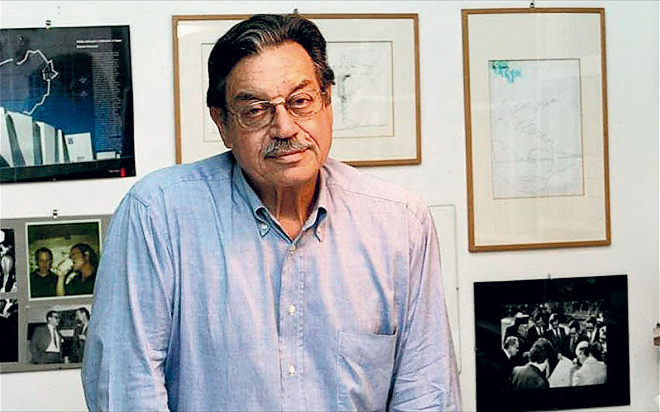 ενας-ανενόχλητος-βράχος-στην-αίγινα-561151465