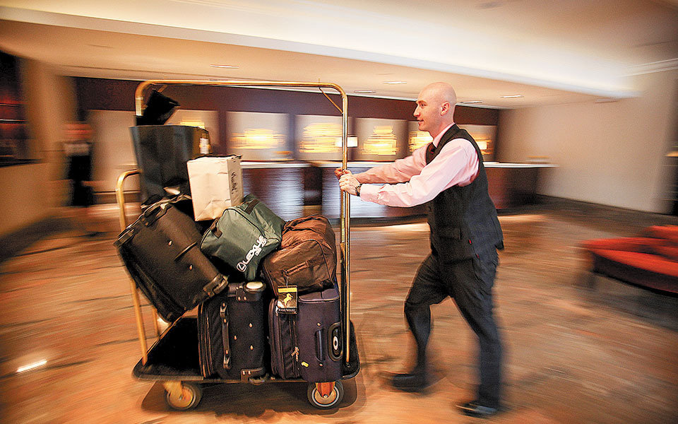 χάθηκαν-33-356-θέσεις-εργασίας-εντός-του-οκ-561152413