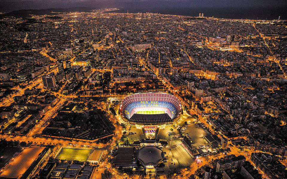 η-άδεια-βαρκελώνη-βυθίζει-την-μπαρτσε-561154456