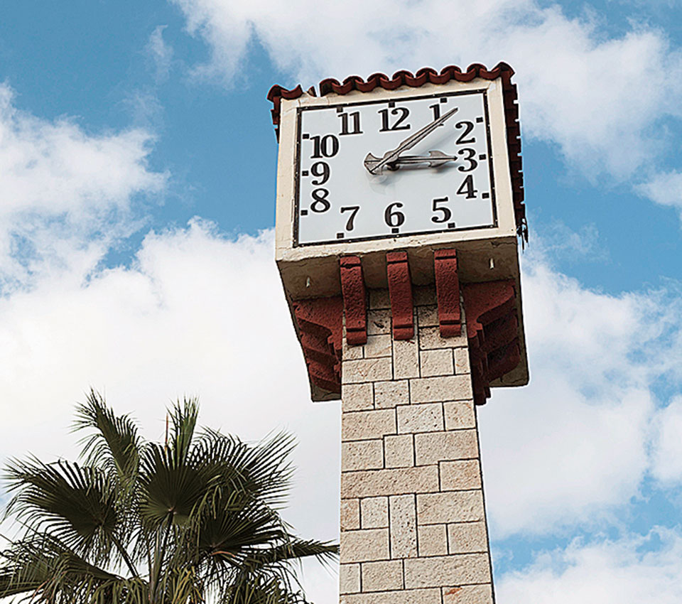 Στον Πειραιά για περίπατο δίπλα στα πλοία-4