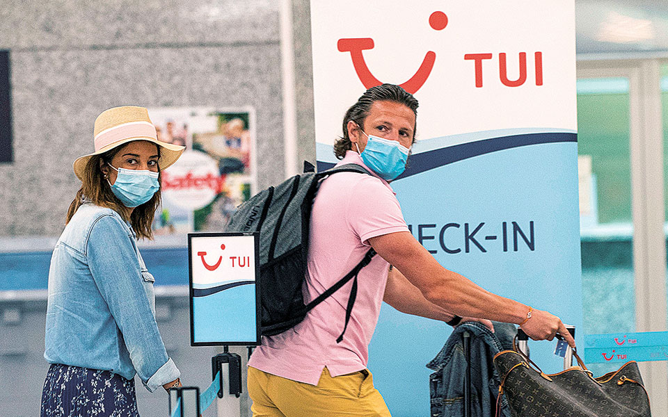 στην-εντατική-ελληνες-ξενοδόχοι-λό-561155617