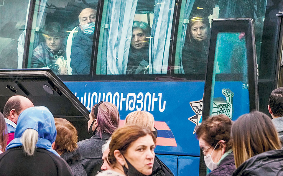 διαμαρτυρίες-και-παραιτήσεις-στην-αρ-561160768