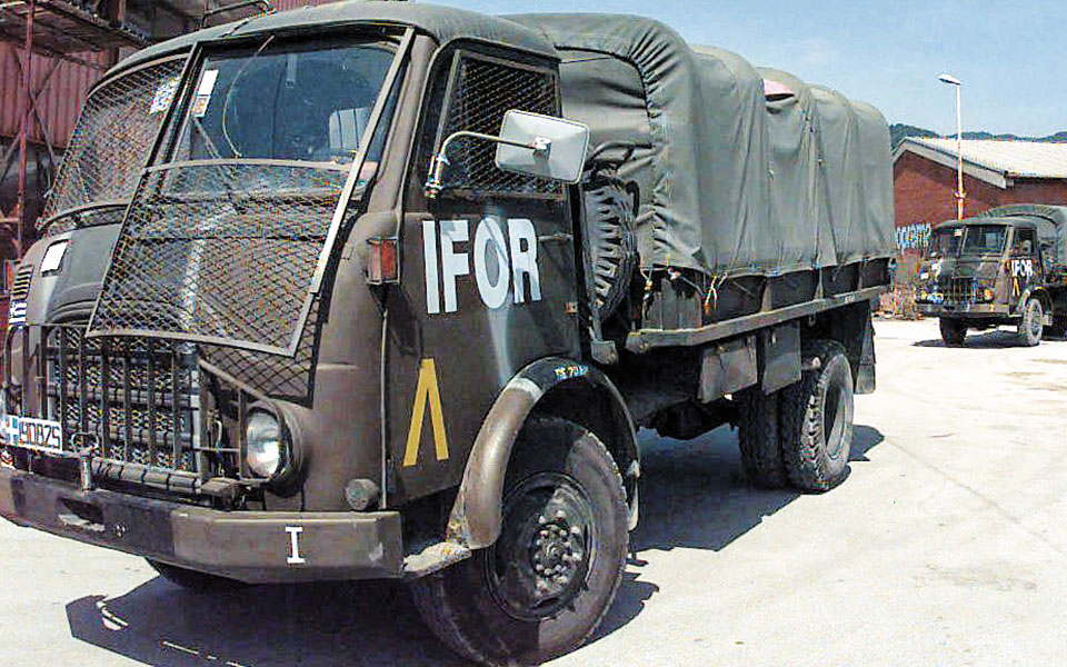 Τα θρυλικά Στάγιερ αποστρατεύονται-3