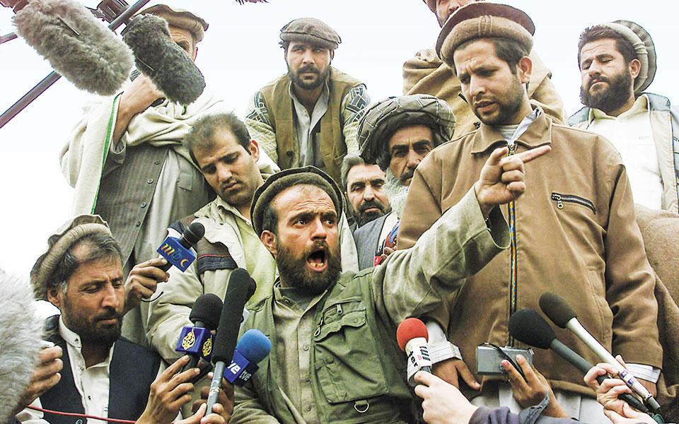 τα-ένσημα-του-τζιχαντιστή-561168502