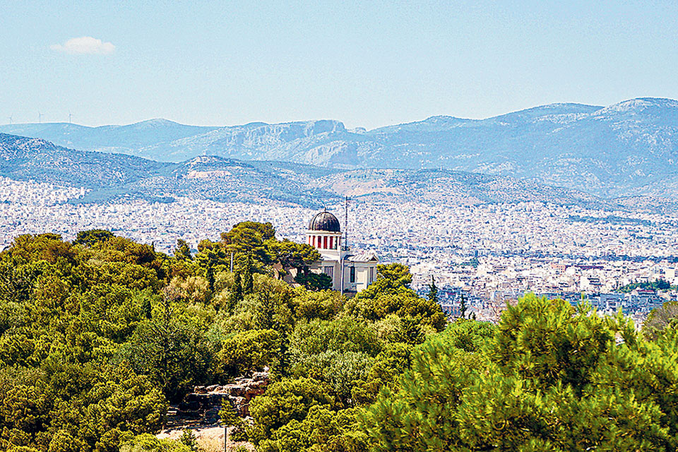 Αρχαίοι λόφοι, το αιώνιο πάρκο της Αθήνας-1
