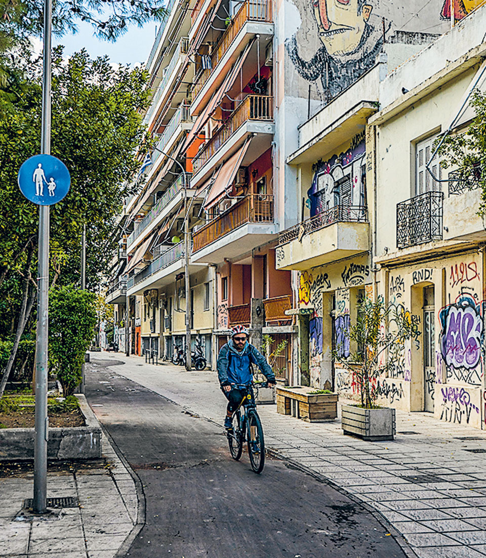 Γκάζι – ΚΠΙΣΝ, με τα πόδια στον ποδηλατόδρομο-5