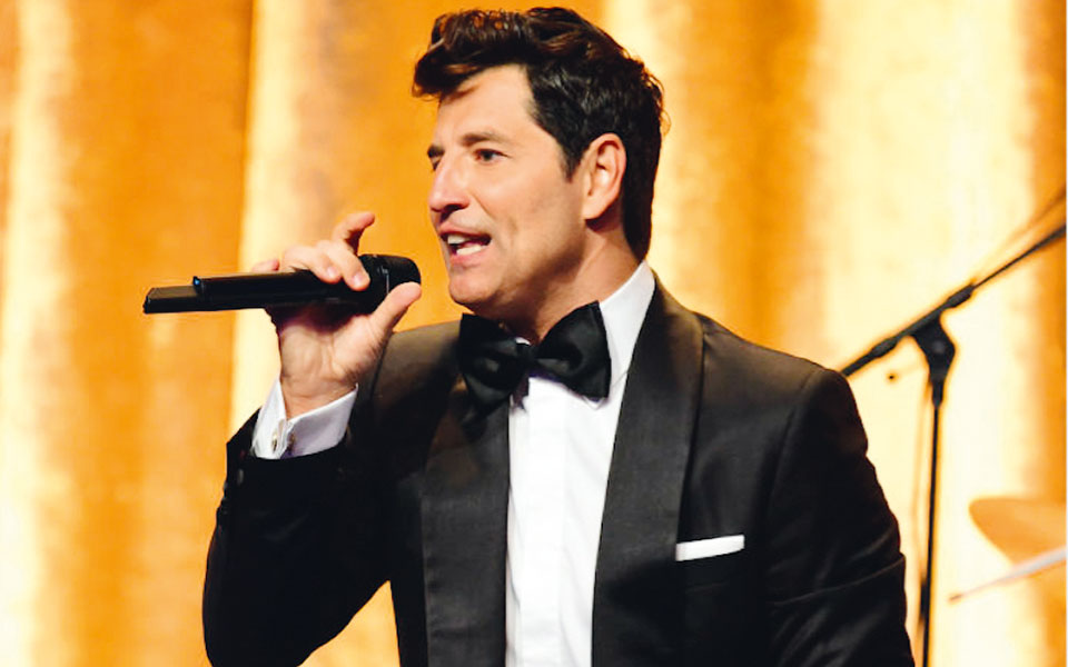 το-διαδικτυακό-γκαλά-της-ελληνικής-π-561172687