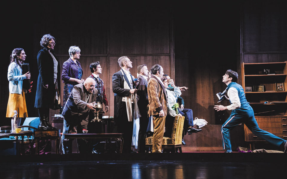 εκτακτωσπροτάσεις-για-τις-μέρες-του-lockdown-561173686